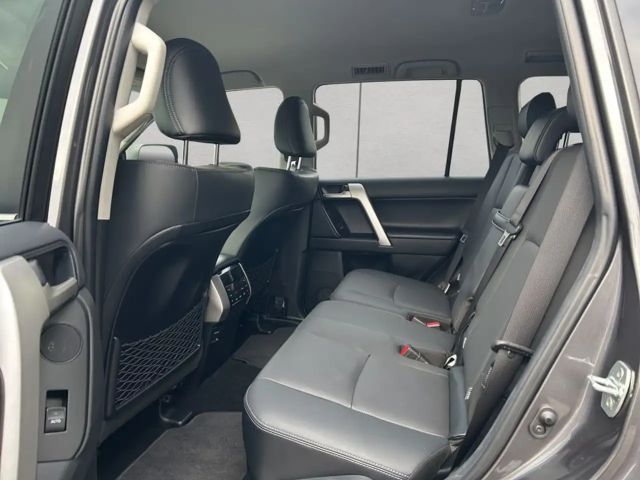 Toyota Land Cruiser 2.8 D-4D Executive