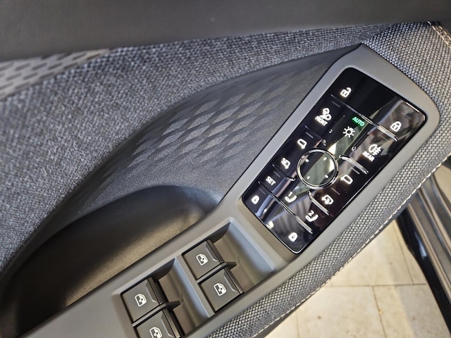 Audi A6 Avant Quattro S-Tronic