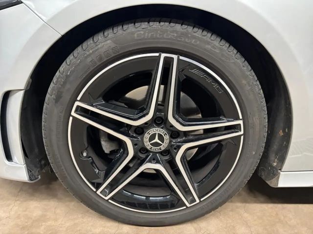 Mercedes-Benz A 200 A 200 d AMG Line