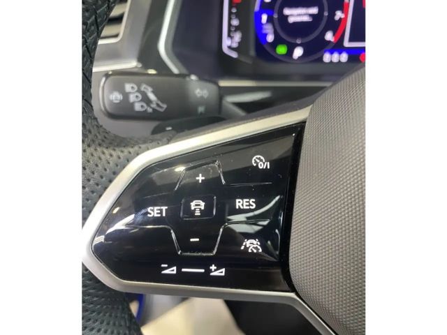 Volkswagen Tiguan 2.0 TSI R-Line Style