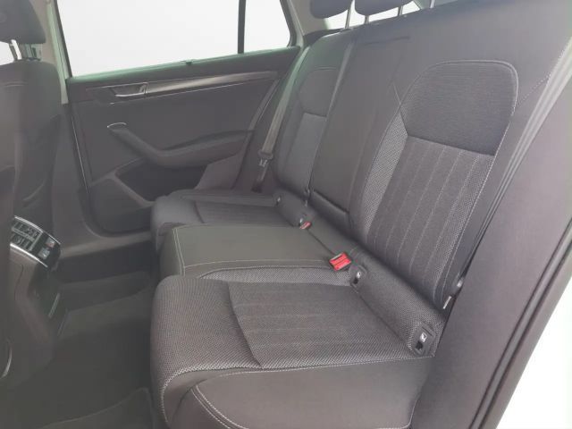 Skoda Superb 1.5 TSI Combi Style Style