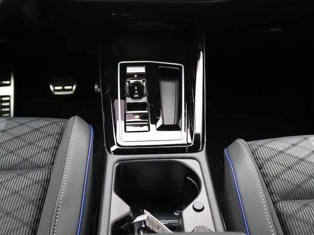 Volkswagen Golf 2.0 TDI DSG R-Line