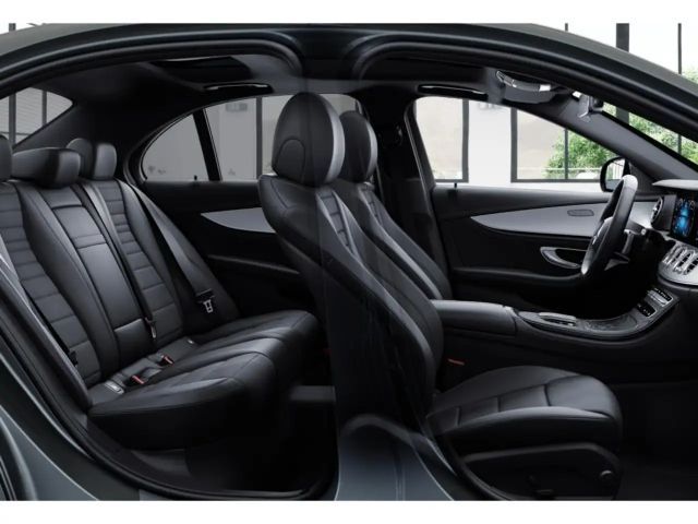 Mercedes-Benz E 220 AMG Line E 220 d Sedan