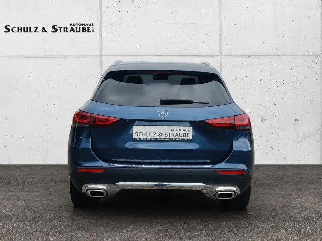 Mercedes-Benz GLA 250 4MATIC Progressive