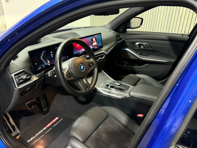 BMW 330 330e M-Sport Touring xDrive