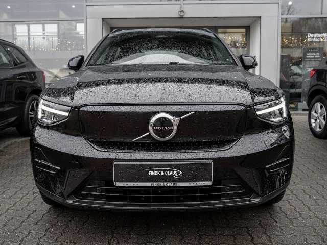Volvo XC40 Core Recharge