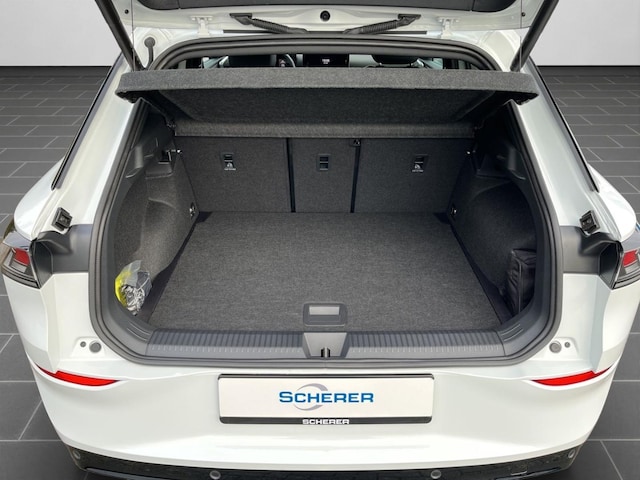 Volkswagen T-Roc 1.5 eTSI DSG R-Line