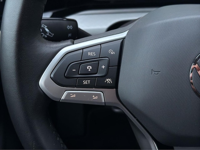 Volkswagen Golf 2.0 TDI Golf VIII Life Variant