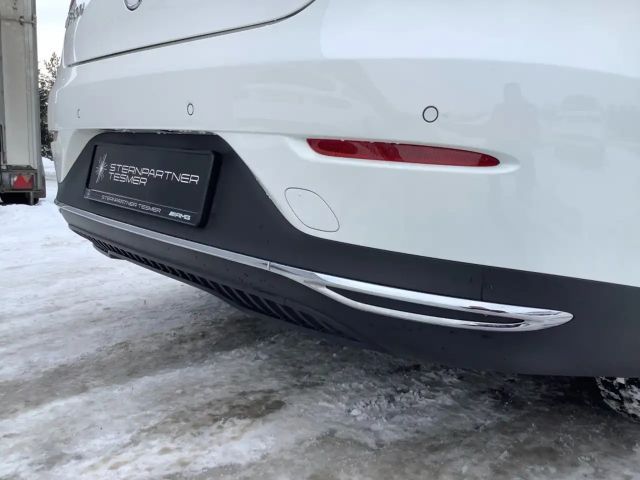 Mercedes-Benz EQE 300 Sedan