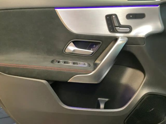 Mercedes-Benz A 250 AMG Line