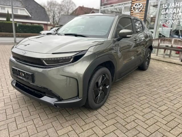 Toyota Urban Cruiser Teamplayer 61kwh SHZ RFK PDC Apple Car play Key Le