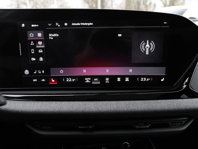 Audi A6 Avant Quattro S-Tronic