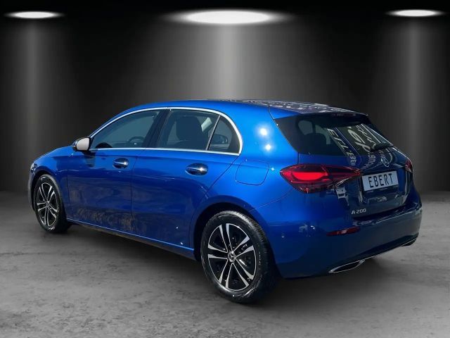 Mercedes-Benz A 200 Progr Advanced+ DISTRO Standhzg LED KeyGo