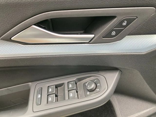 Volkswagen Golf 1.5 eTSI DSG IQ.Drive Variant