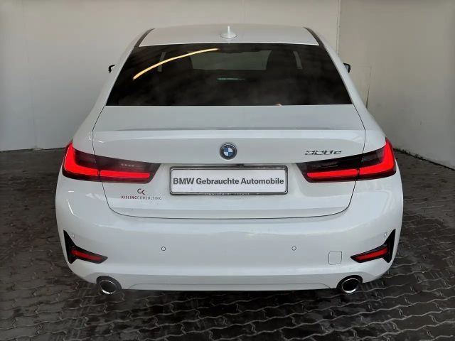 BMW 320 320e Advantage pakket Sedan