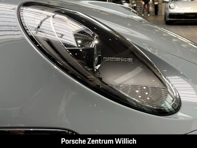 Porsche 992 4 Coupé GTS Targa