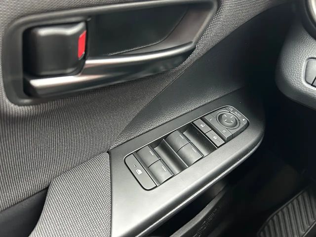 Toyota C-HR Active Plug-in