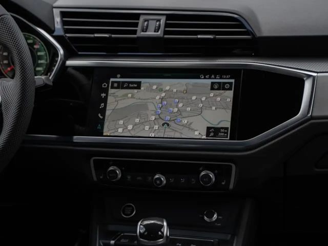 Audi Q3 35 TFSI Business S-Line S-Tronic