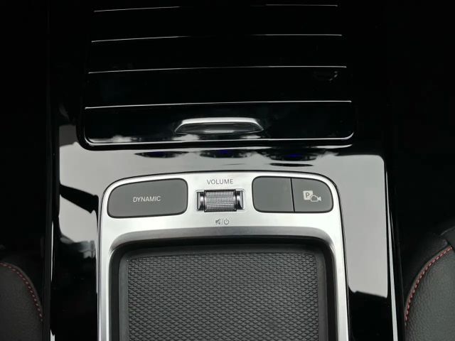 Mercedes-Benz CLA 200 AMG Line Coupé