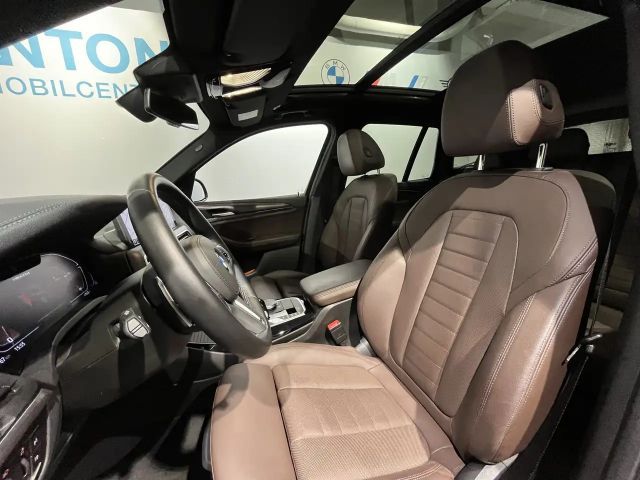 BMW X3 40d HUD/Laserlicht/Pano/Sitzbelüftung