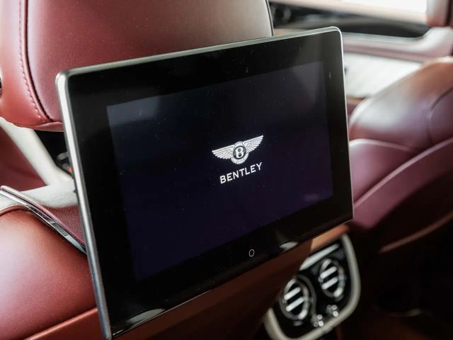 Bentley Bentayga V8