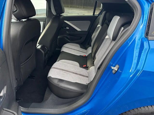 Opel Astra 1.2 Turbo Elegance Turbo