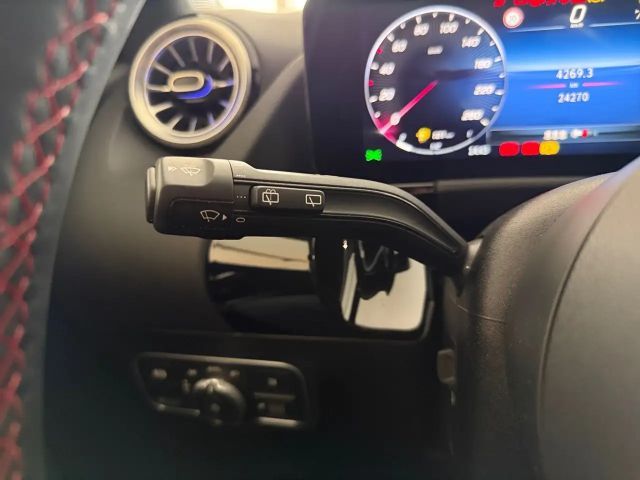 Mercedes-Benz GLA 200 4MATIC GLA 200 d