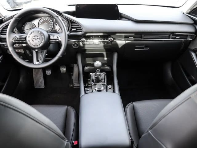 Mazda 3 SkyActiv Takumi e-Skyactiv