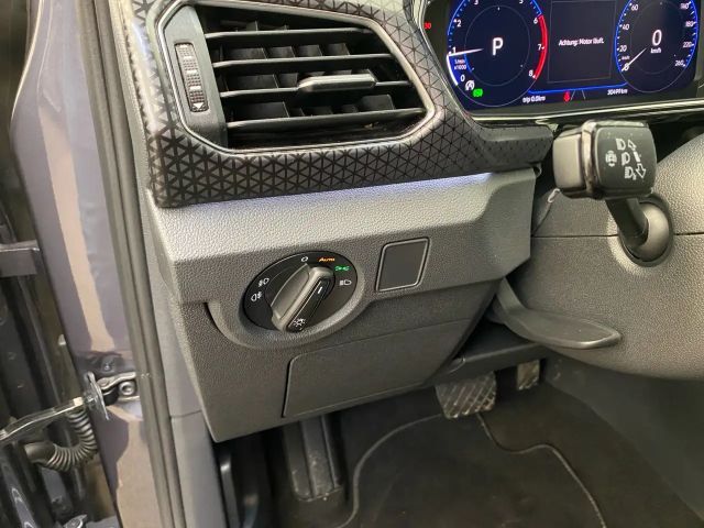 Volkswagen T-Cross DSG R-Line Style