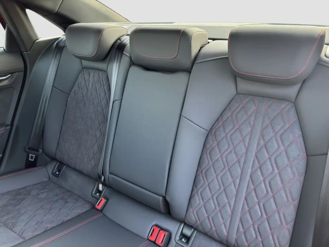 Audi A3 40 TFSI Quattro S-Tronic Sedan