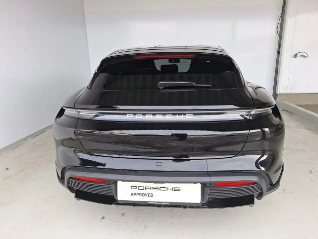 Porsche Taycan 4S Cross Turismo