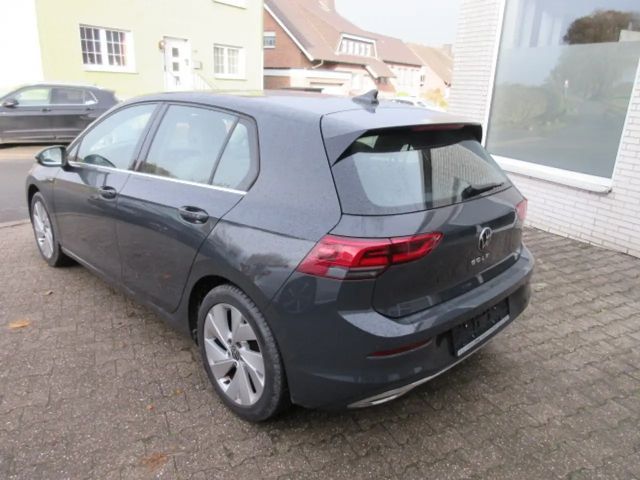 Volkswagen Golf 1.5 eTSI DSG Style