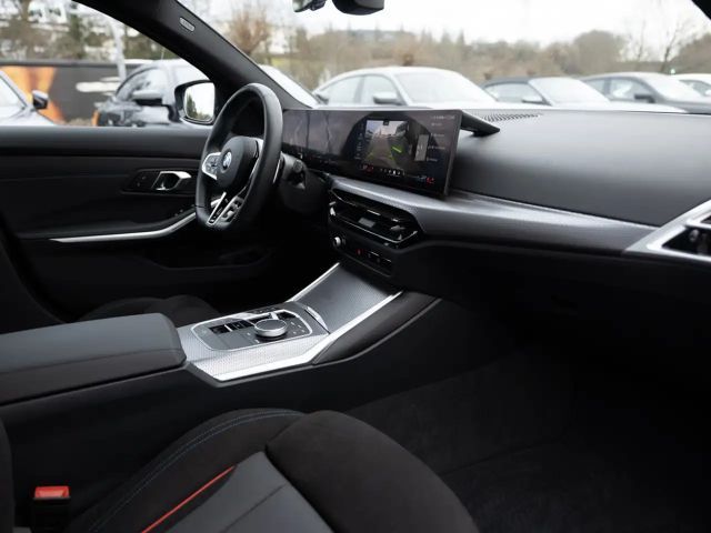 BMW 320 320i M-Sport Touring