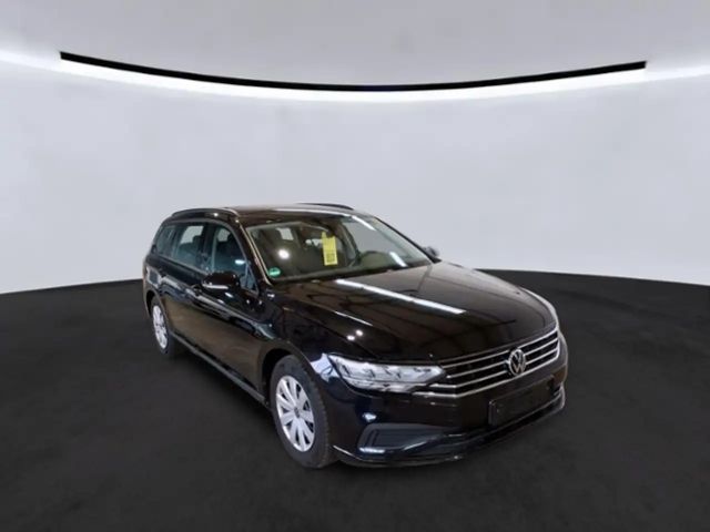 Volkswagen Passat 1.5 TSI DSG Variant
