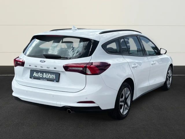 Ford Focus Cool & Connect Wagon