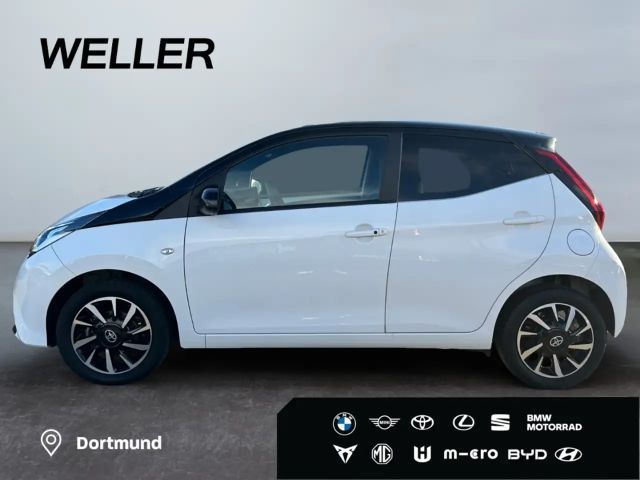 Toyota Aygo Hatchback X-final