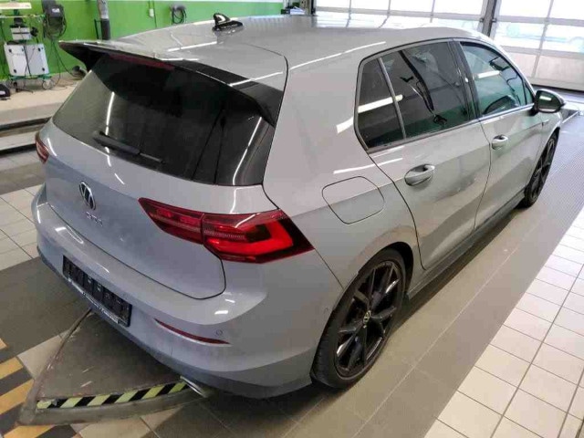 Volkswagen Golf 2.0 TSI GTI
