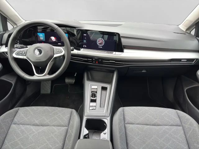 Volkswagen Golf 1.5 eTSI DSG Life Variant