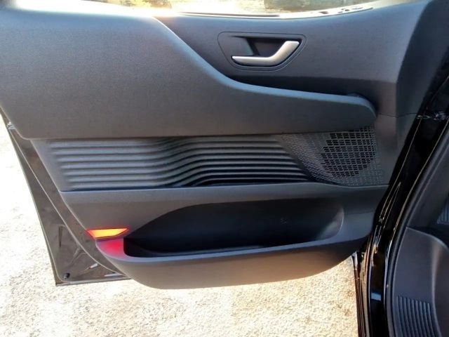 Hyundai Staria Trend