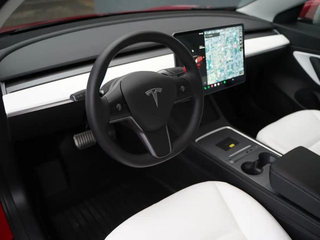 Tesla Model 3 AWD Long Range