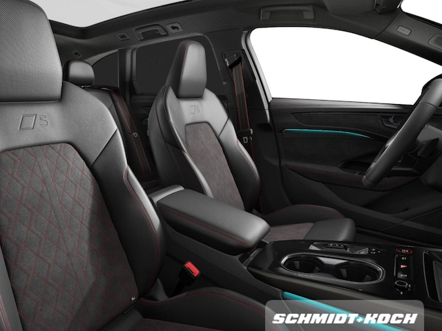 Audi A6 Avant Quattro S-Tronic