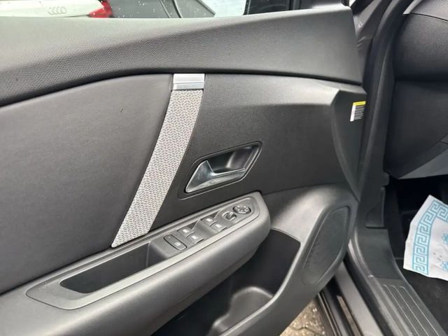 Citroën C4 PureTech Shine