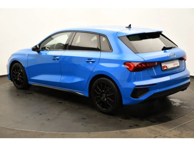 Audi A3 40 TFSI Quattro S-Tronic Sedan