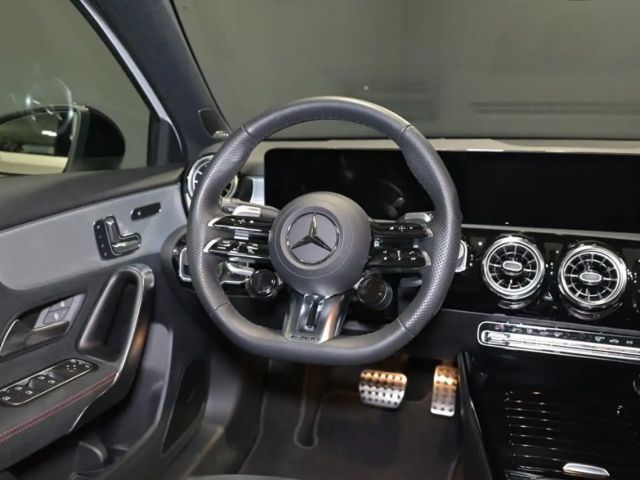 Mercedes-Benz A 35 AMG 4MATIC AMG Line