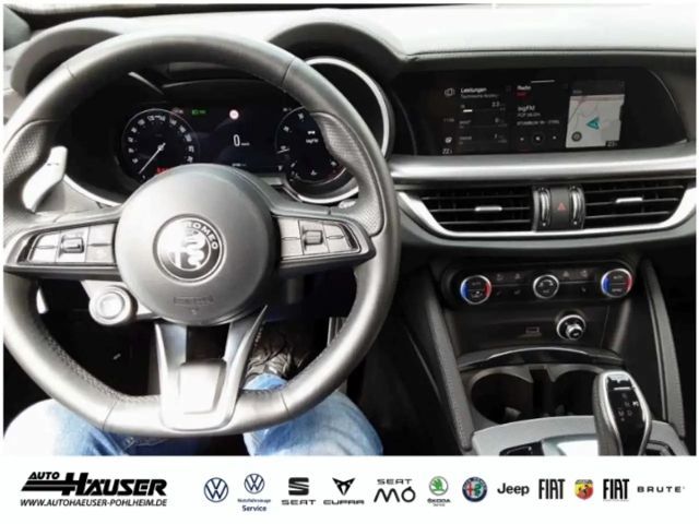 Alfa Romeo Stelvio AT8 Q4 Turbo Veloce