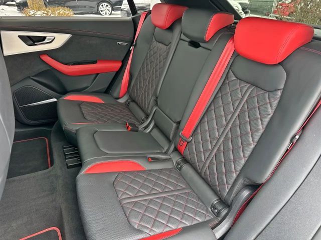 Audi Q8 55 TFSI Quattro S-Line