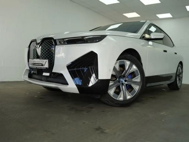 BMW iX xDrive40