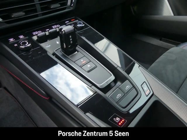 Porsche 992 4 Coupé GTS Targa