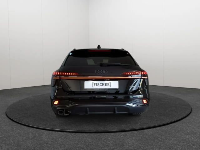 Audi A6 Avant Quattro S-Tronic