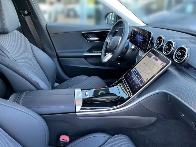 Mercedes-Benz C 180 AVANTGARDE Sedan